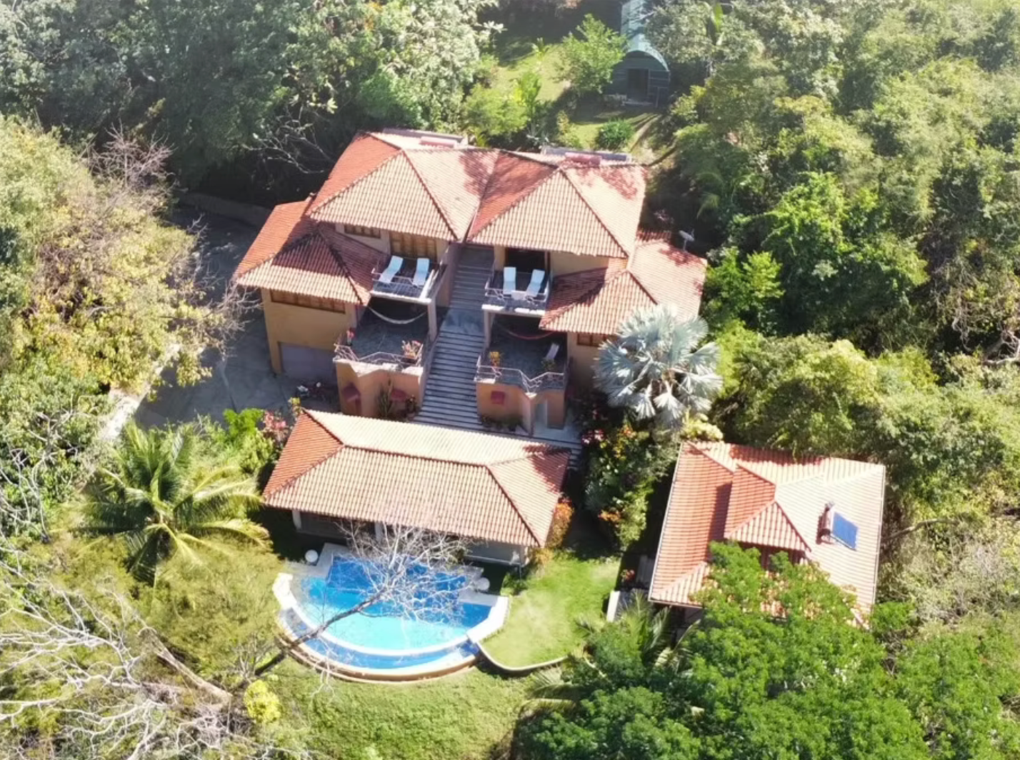 Villa Montemeru – overhead view